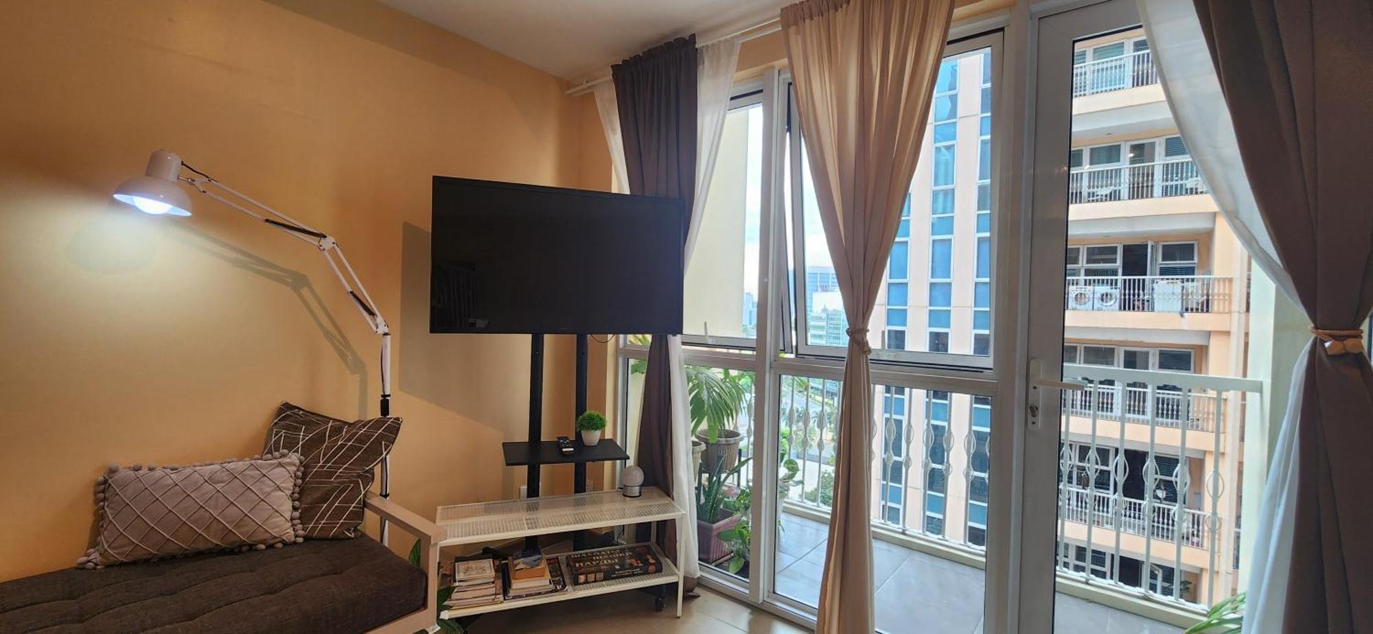 Spacious Cozy Suite At The Venice Mall With Free Parking And Washing Machine (Adults Only) Taguig Kültér fotó