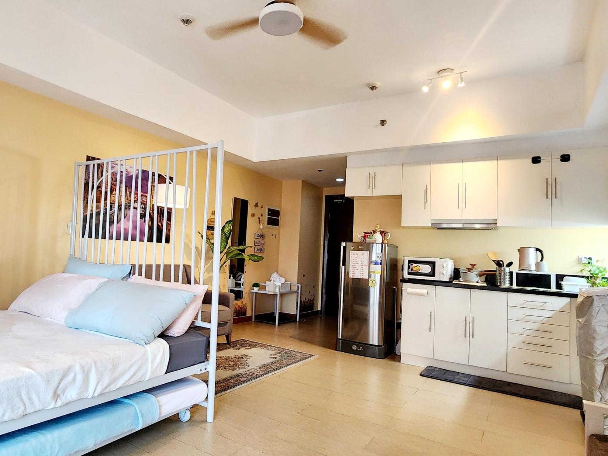 Spacious Cozy Suite At The Venice Mall With Free Parking And Washing Machine (Adults Only) Taguig Szoba fotó