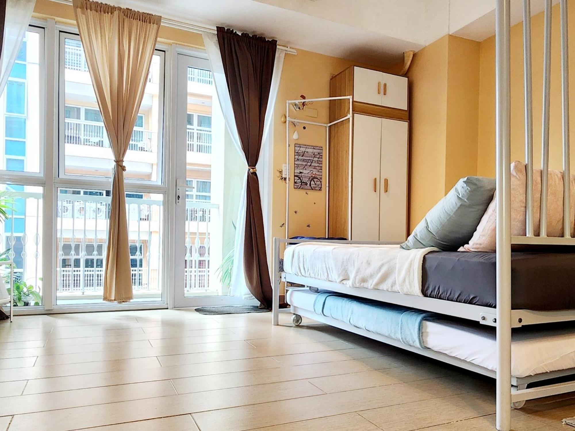 Spacious Cozy Suite At The Venice Mall With Free Parking And Washing Machine (Adults Only) Taguig Szoba fotó