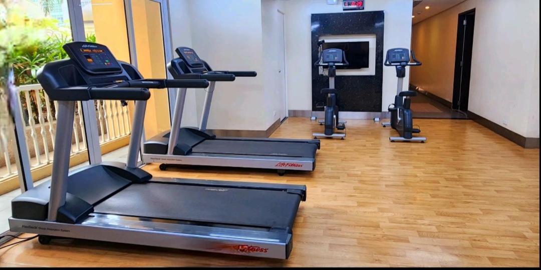 Spacious Cozy Suite At The Venice Mall With Free Parking And Washing Machine (Adults Only) Taguig Kültér fotó